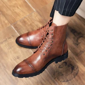 Fashion plus-size lace-up boot